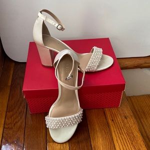 Kelly & Katie Hildie Pump